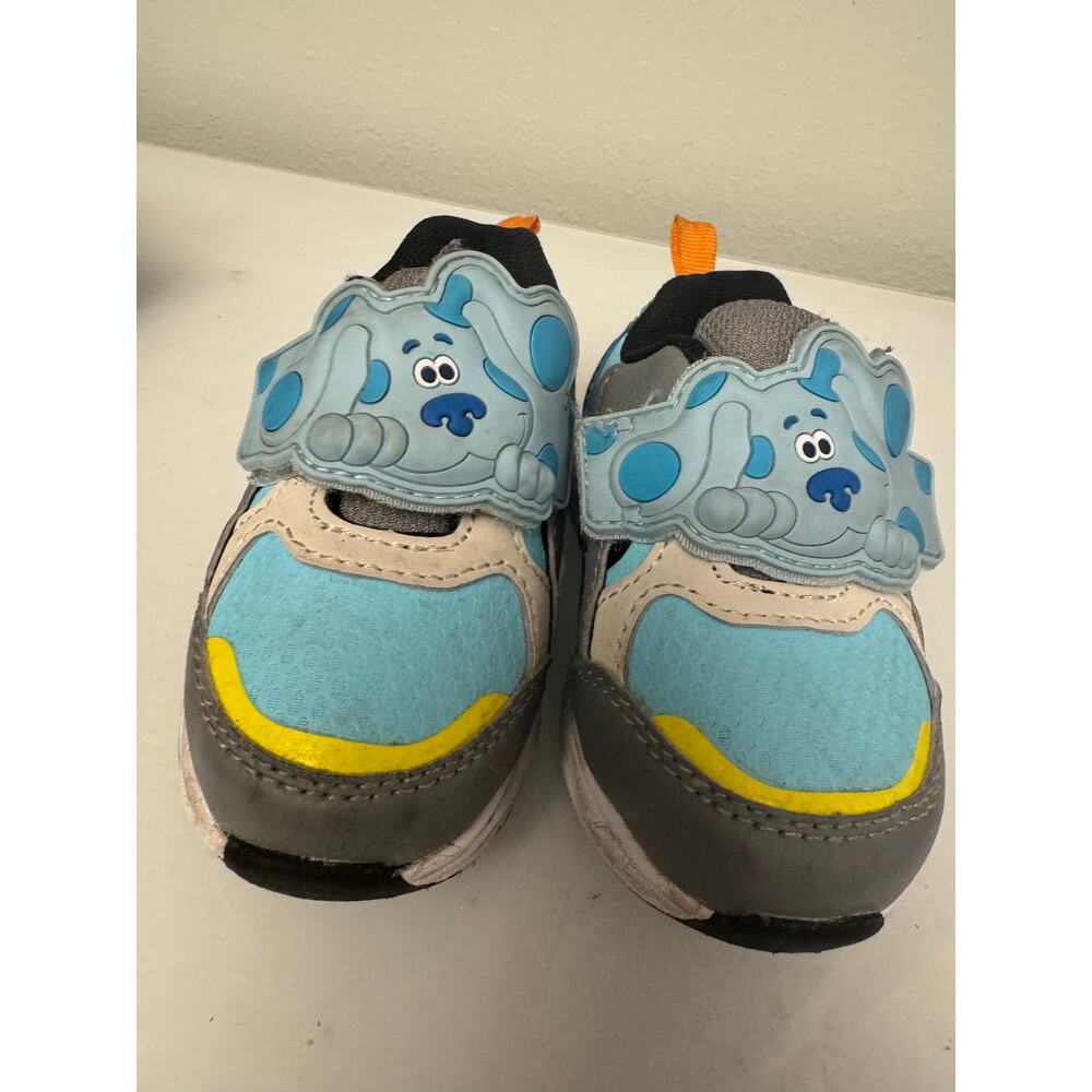 Blue's clues and you blue little kid sneakers size 5